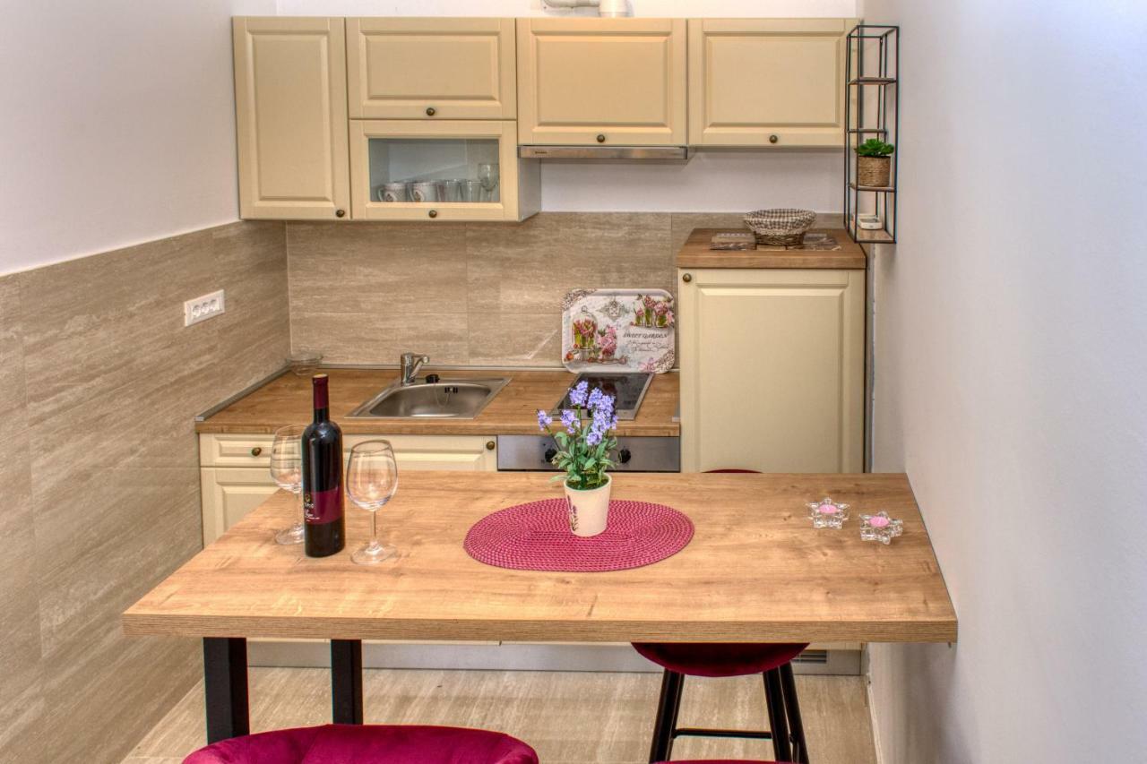 Apartman Ante Sukosan Ngoại thất bức ảnh