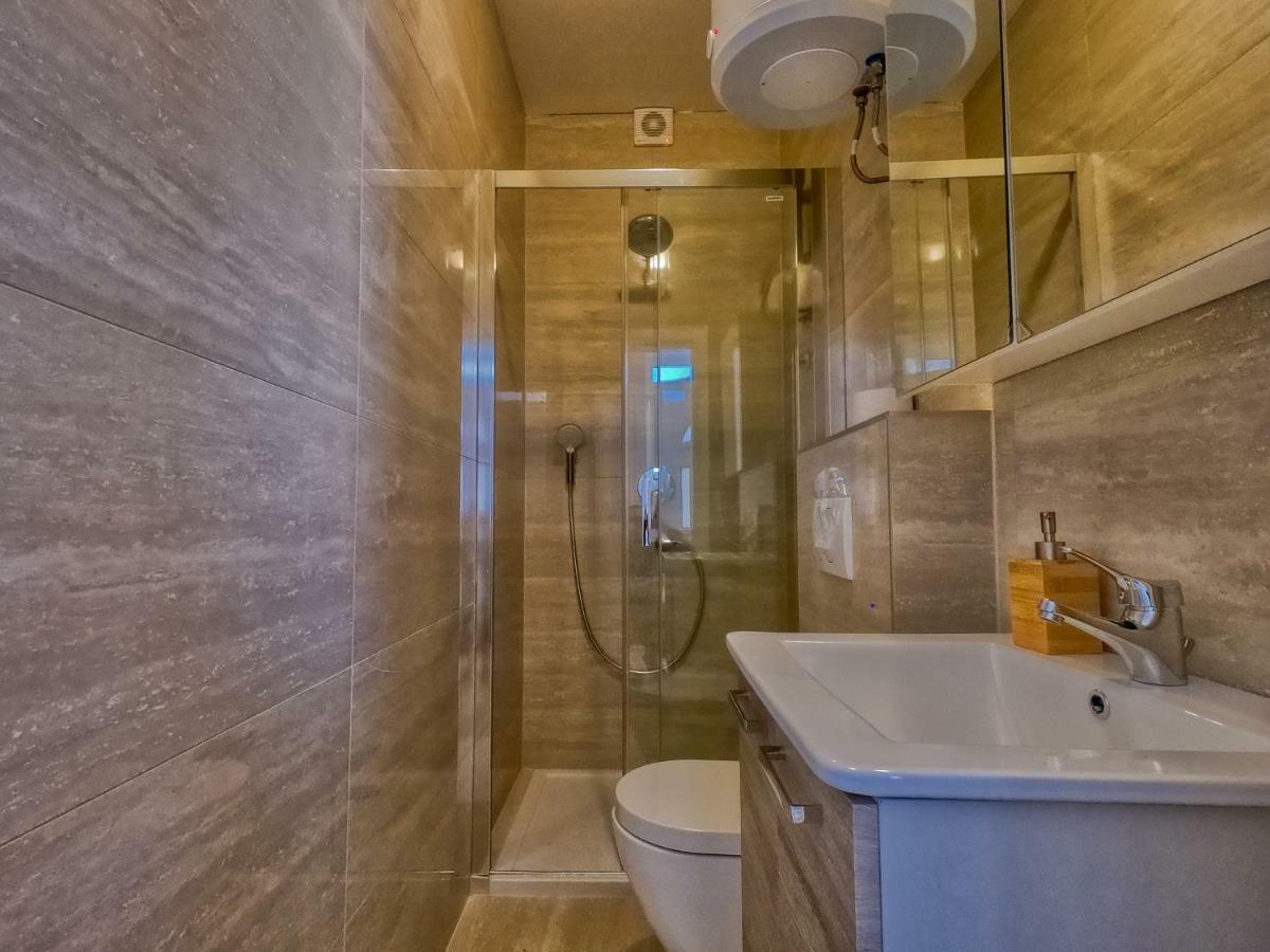 Apartman Ante Sukosan Ngoại thất bức ảnh