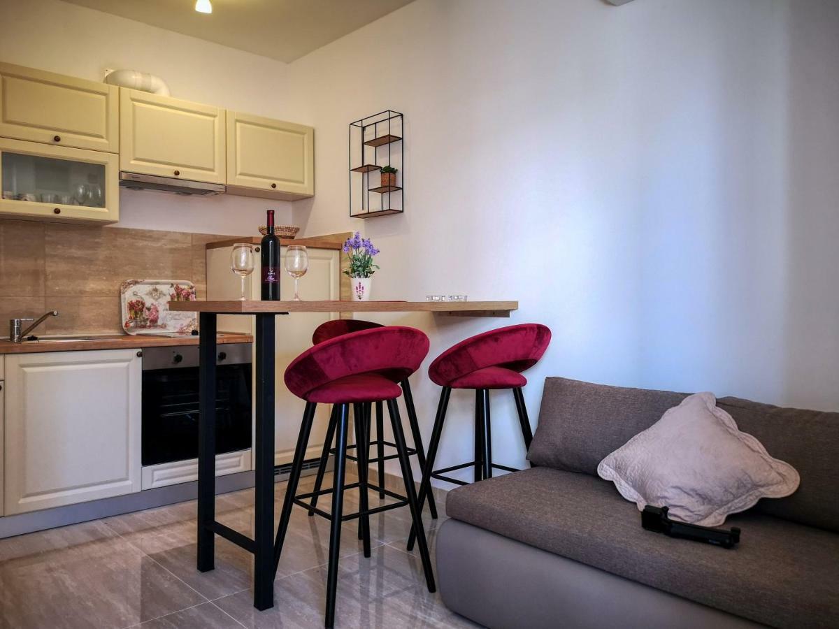 Apartman Ante Sukosan Ngoại thất bức ảnh